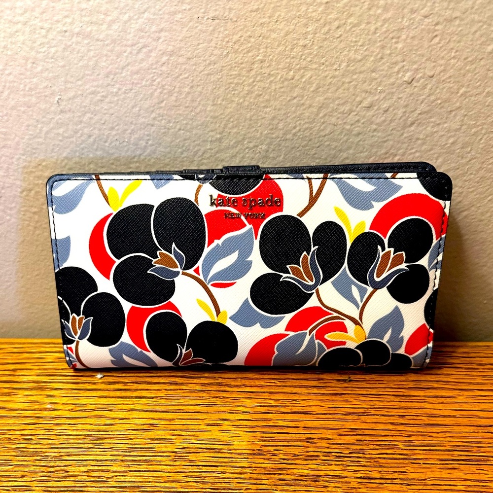 Kate Spade Large Slim BiFold Floral Leather Wallet